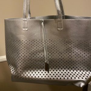 R+F Silver Metallic Tote